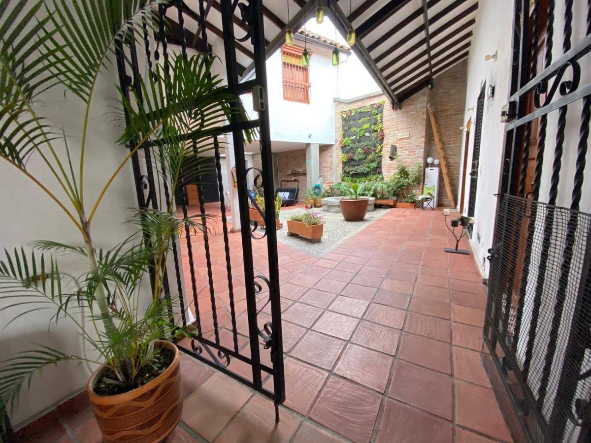 Hotel Casa Bresse Cali Buitenkant foto