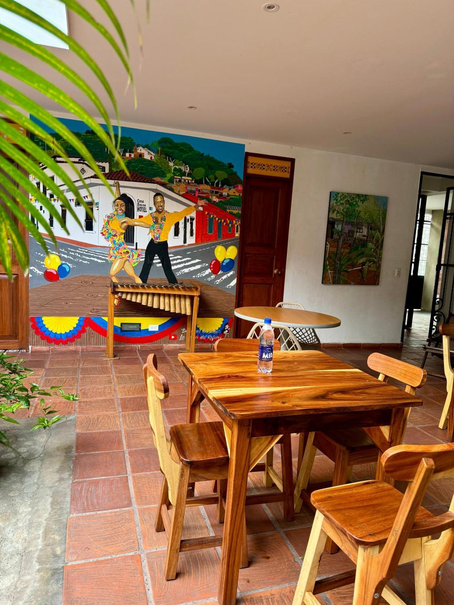 Hotel Casa Bresse Cali Buitenkant foto