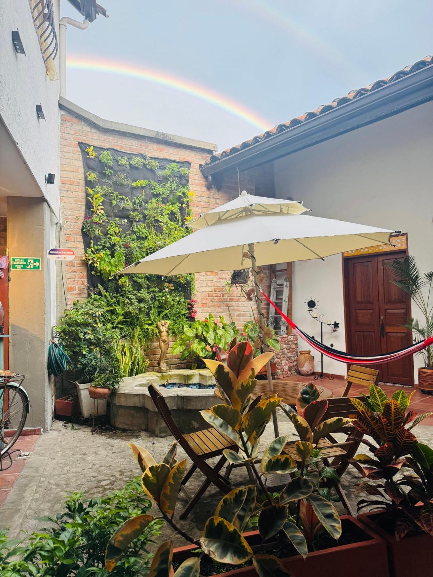 Hotel Casa Bresse Cali Buitenkant foto
