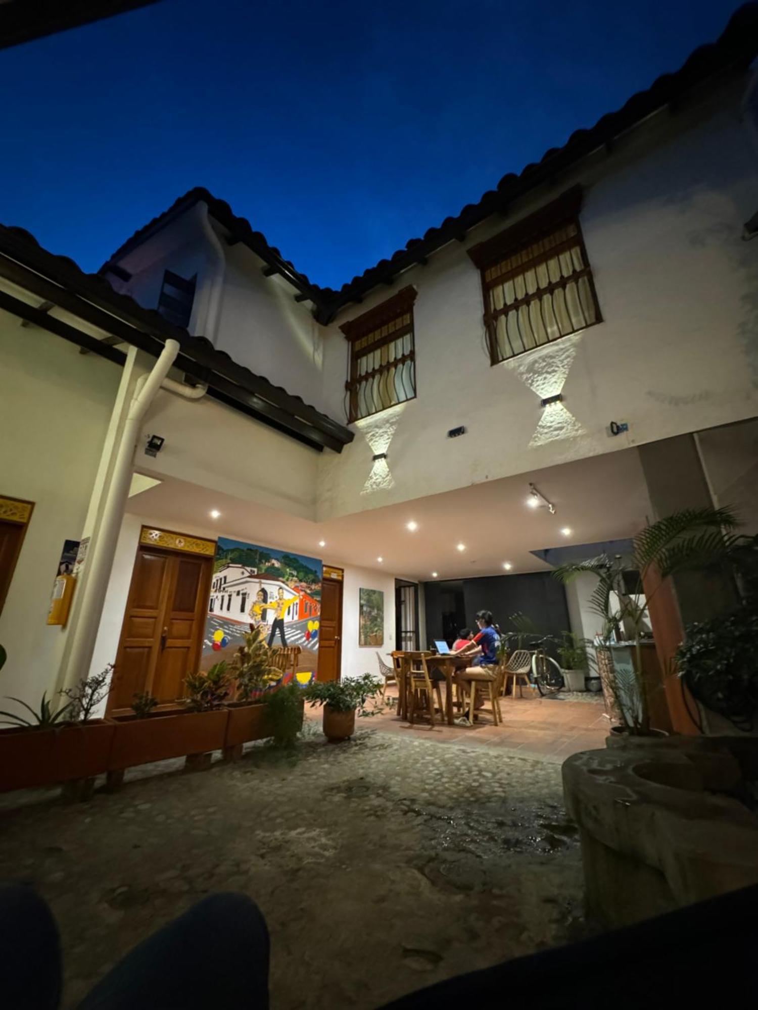 Hotel Casa Bresse Cali Buitenkant foto